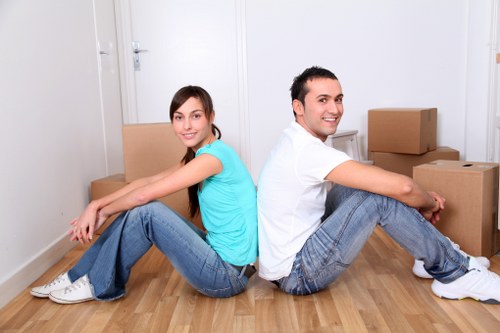 Moving home and business items around Wood Green